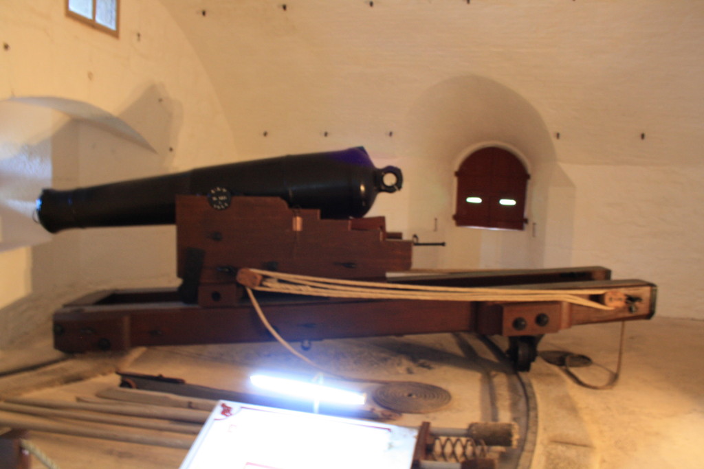 62 pounds of loud kaboomy goodness.